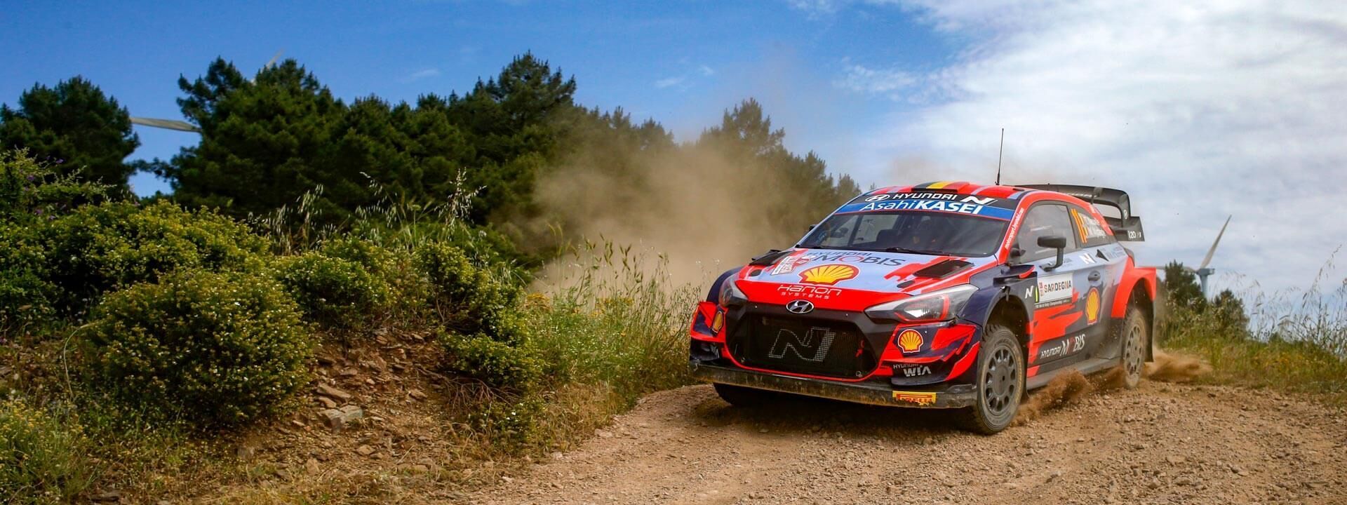 Hyundai_Safari-Rally-Kenya_2021_i20-Coupe_WRC_01_1920x720.jpg