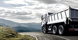 뉴파워트럭-갤러리-외부-05