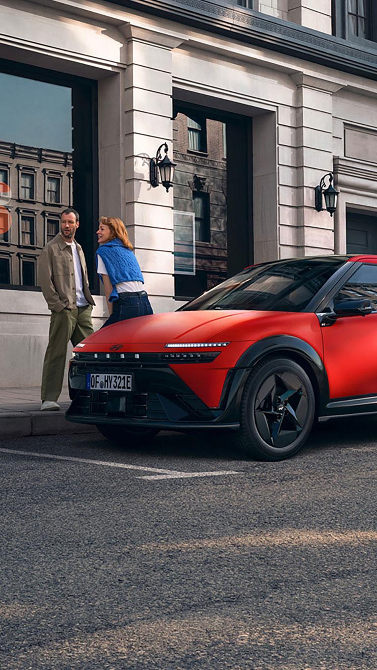 En stor Q som illustrerer IONIQ merket. Illustrasjon.