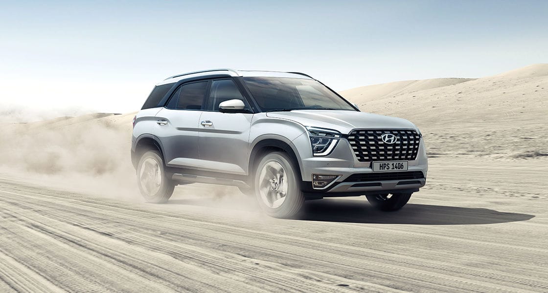 قوية وجريئة.