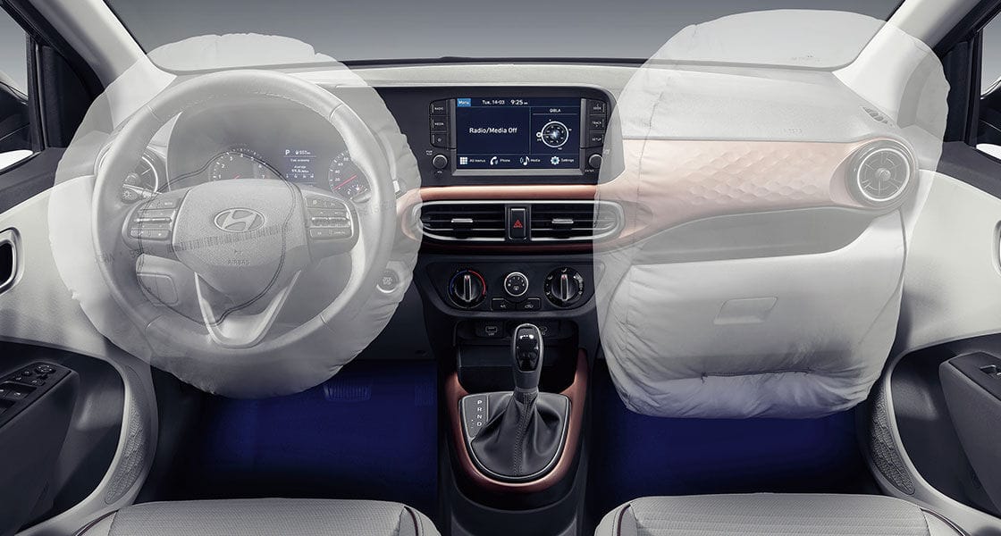 6 وسائد هوائية (للسائق والراكب بالأمام وفي الخلف وعلى الشبابيك)