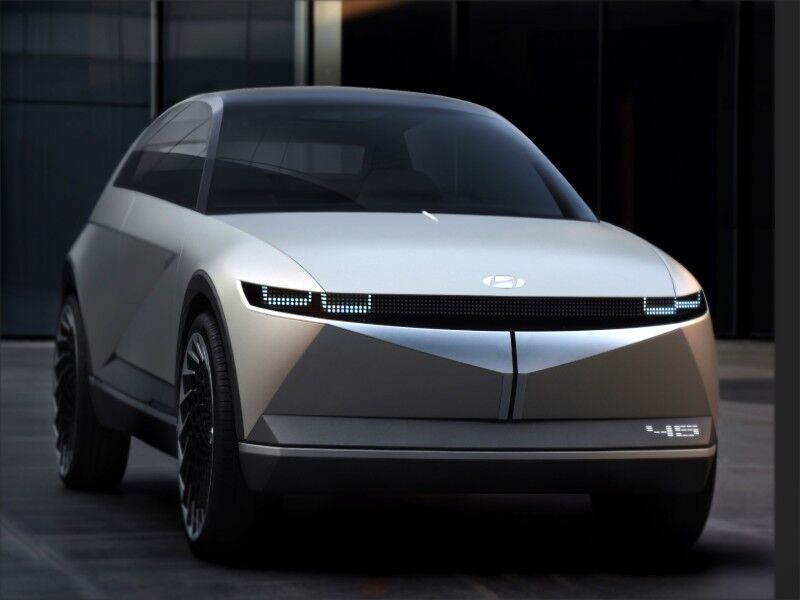 Hyundai 45 EV Concept Front View