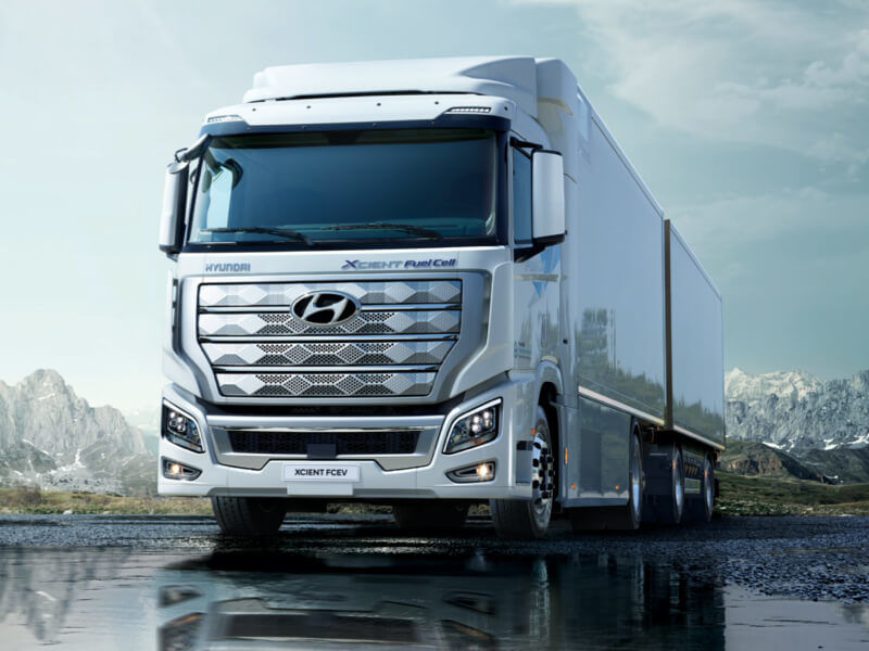 World's first fuel cell heavy-duty truck, XCIENT Fuel Cell, heads to Europe  for commercial use. | Hyundai News | Hyundai Australia