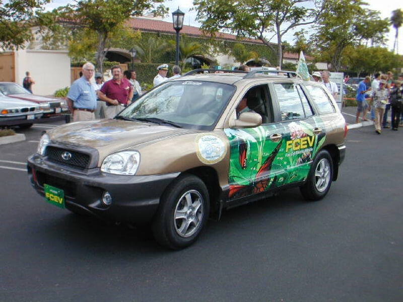 Hyundai_Santa-Fe-FCEV_800x600.jpg