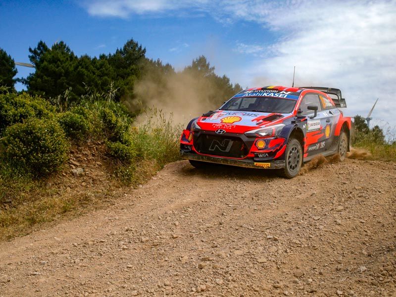 Hyundai_Safari-Rally-Kenya_2021_i20-Coupe_WRC_01_800x600.jpg