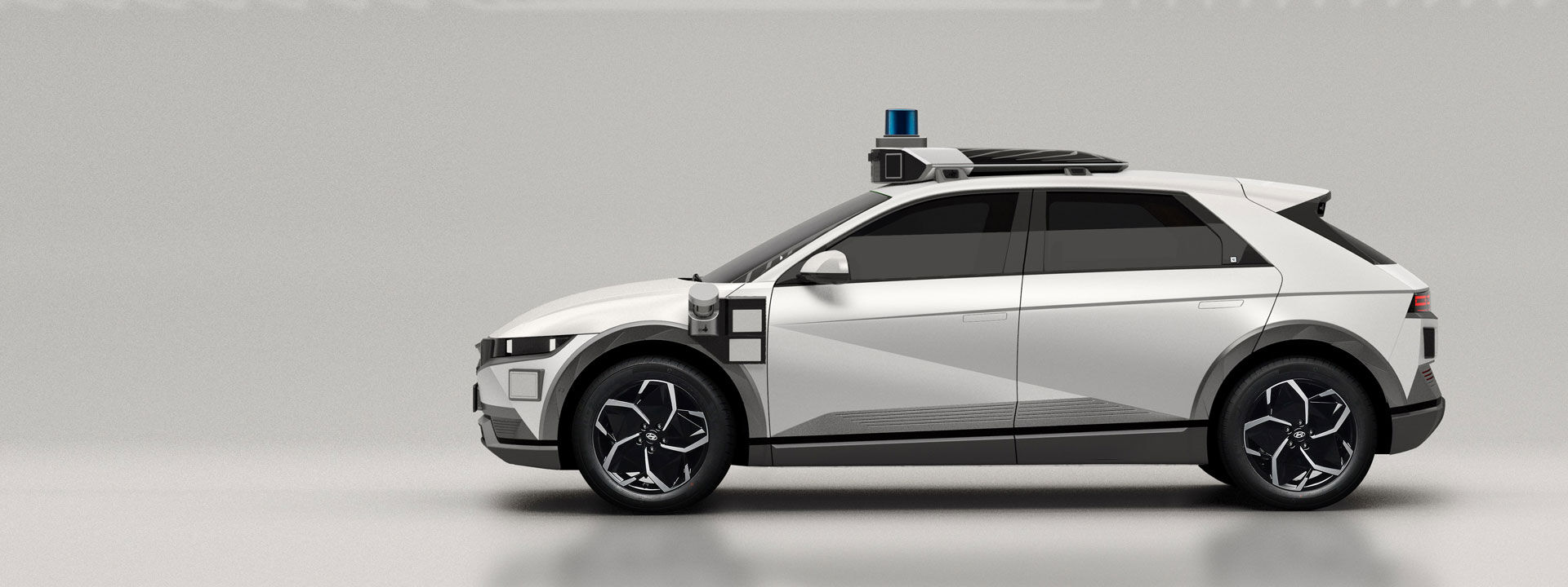 IONIQ-5-robotaxi-02_1920x720.jpg