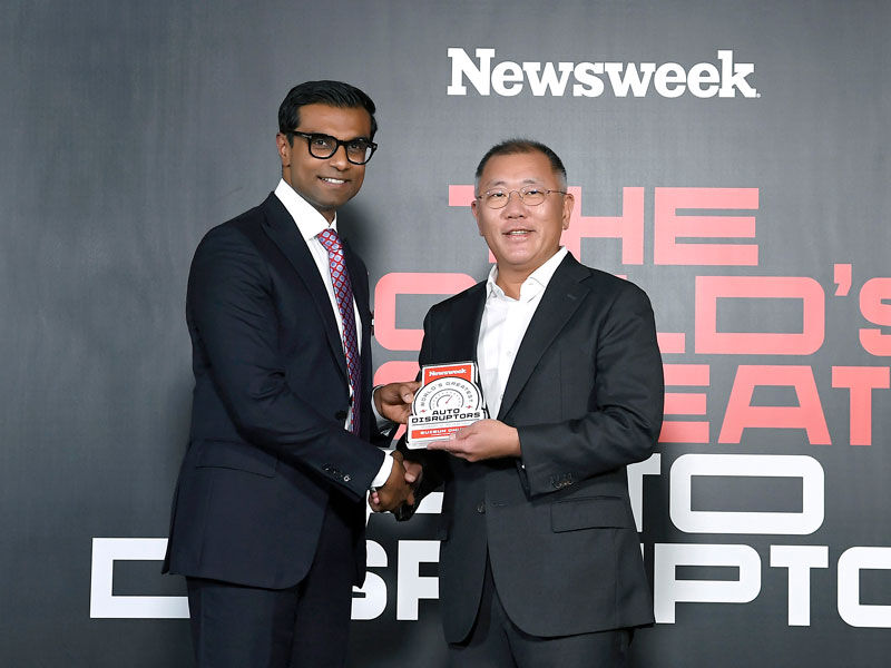 Hyundai Motor Group Executive Chair Euisun Chung named as the 'Visionary of the Year' at Newsweek's World's Greatest Auto Disruptors Award | Hyundai News | Hyundai Australia