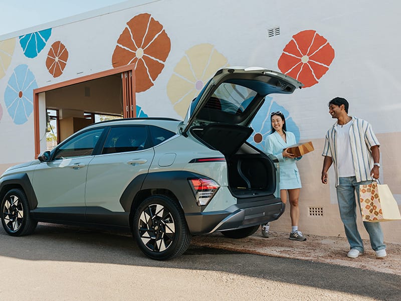 HYU-SUV-vs-Hatchback-Teaser-800x600.jpg