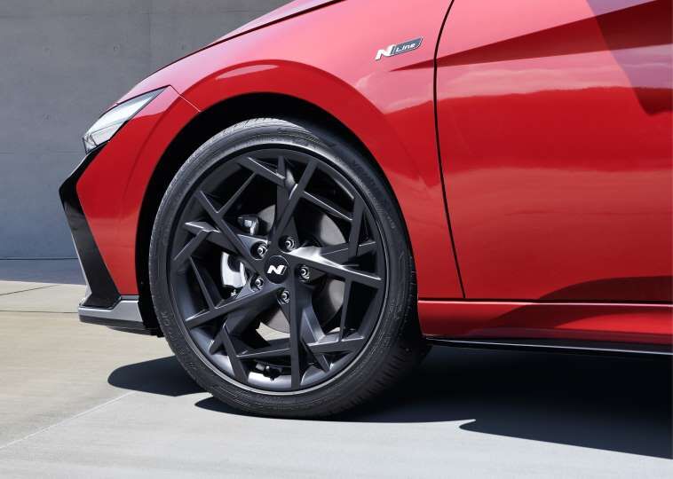 18” N Line alloy wheels