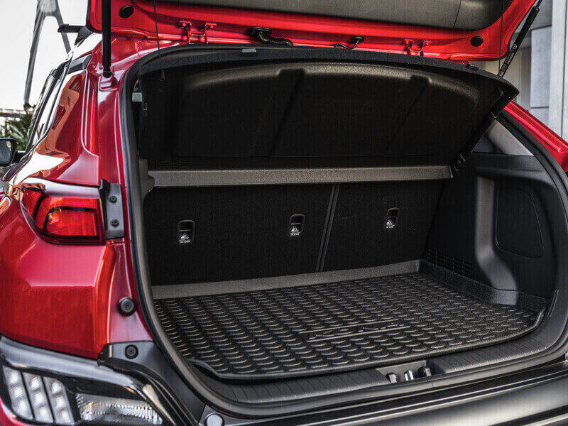 Hyundai_Accessories_Kona_Cargo-liner-tray_800x600.jpg