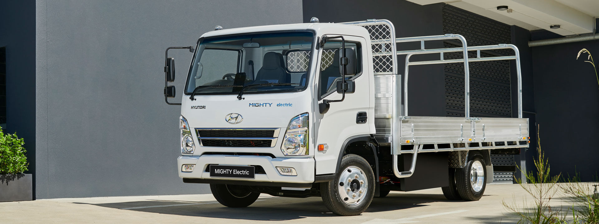 Hyundai_Mighty_Electric_BTS_RYI_1920x720.jpg