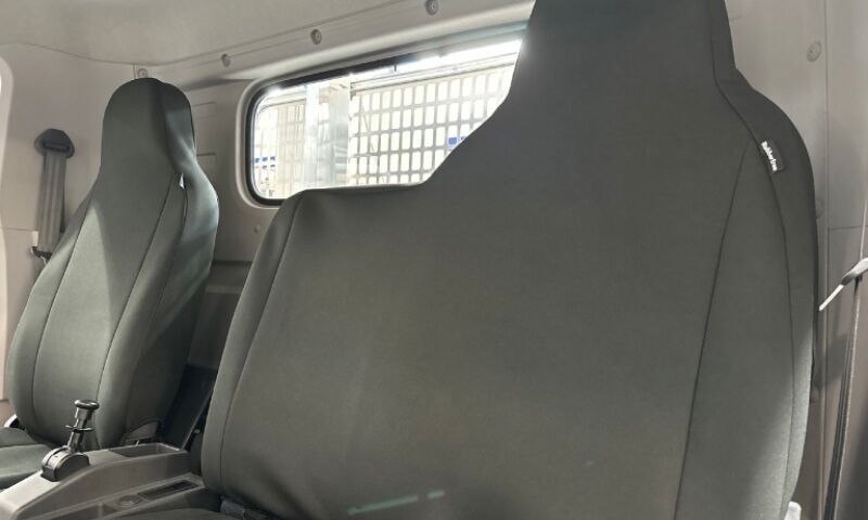 Mighty_Electric_Truck_Accesorie_s_Neoprene_Seat_covers_800x480.jpg