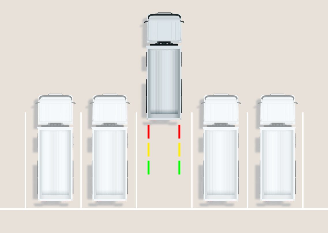 Rear view camera with guidelines