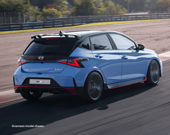 Hyundai_Feature-Buckle-B_GIF_590x470.gif