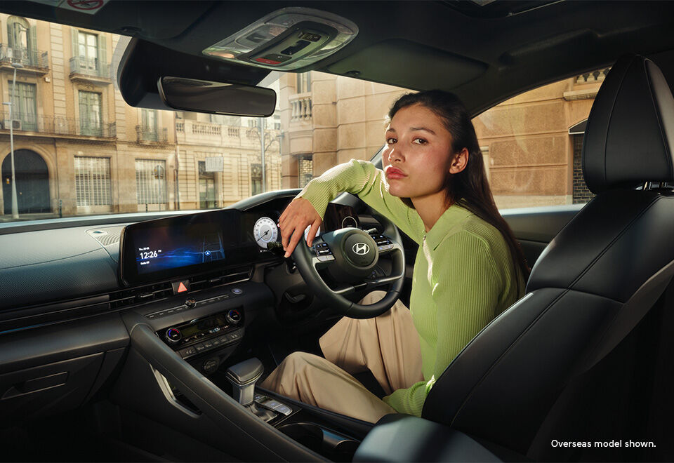 Hyundai_i30_Sedan_RYI_01_960x660.jpg