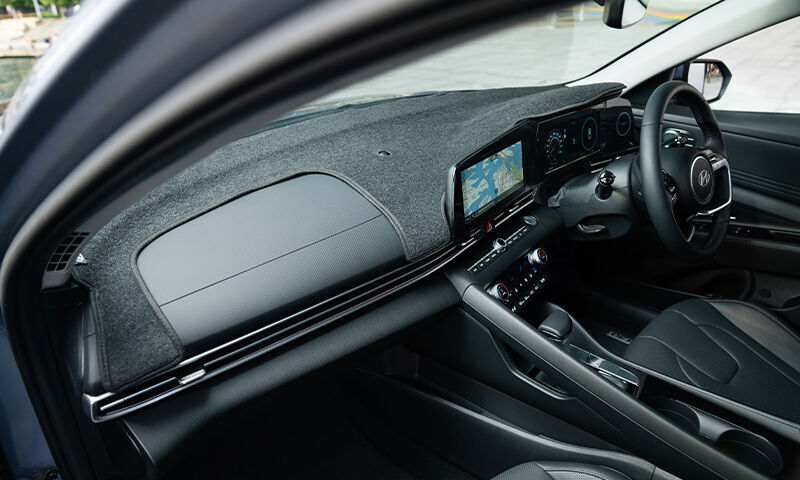 Hyundai_i30_Sedan_Hybrid_Accessories_800x480_3.jpg