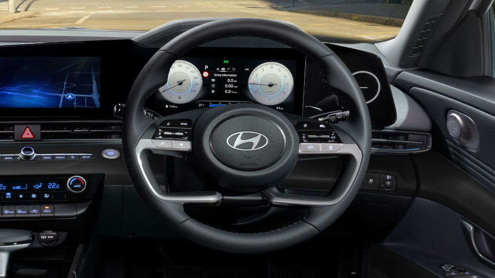 i30_Sedan_Hybrid_Elite_Int_Hotspot_965x542_1.jpg