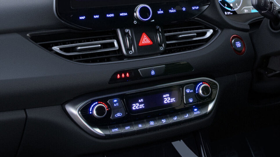i30_Hatch_NLine_Int_Hotspot_Climate_965x542_1.jpg