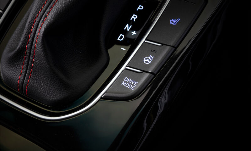 Performance_i30Hatch_NLine_800x480_2.jpg