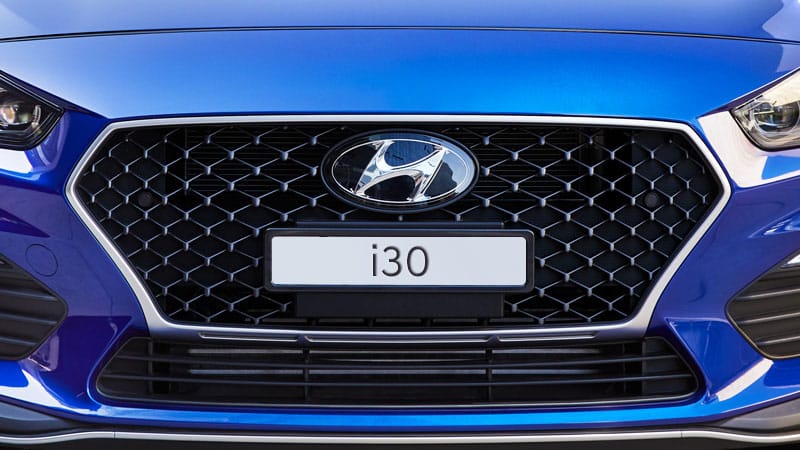 Hyundai_i30_Cascading_Front_Grille_800x450.jpg