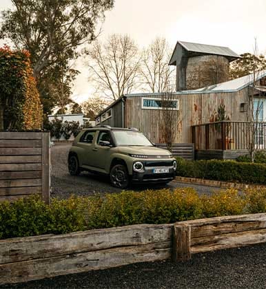 Explore the Hyundai INSTER in khaki green, featuring a rugged SUV-inspired exterior, signature LED lighting and a compact design built for modern urban driving.