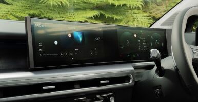 IONIQ9_Tech_Panoramic_curved_display_PopUp_386x200_02.jpg