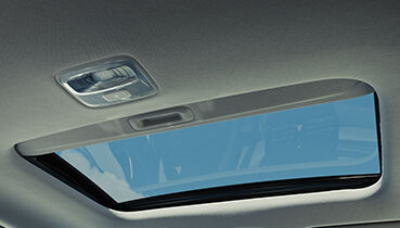 Hyundai_IONIQ_EV_Sunroof_369x210.jpg