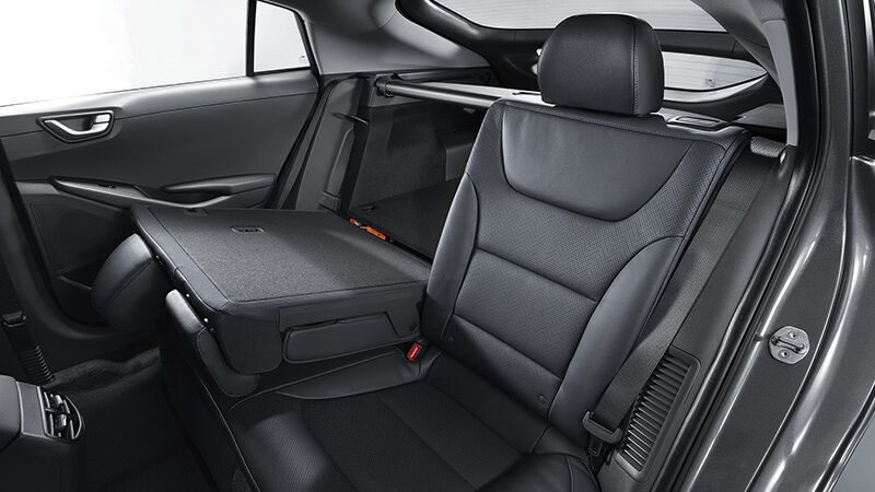 Hyundai_Hybrid_Split_folding_seats_800x450.jpg