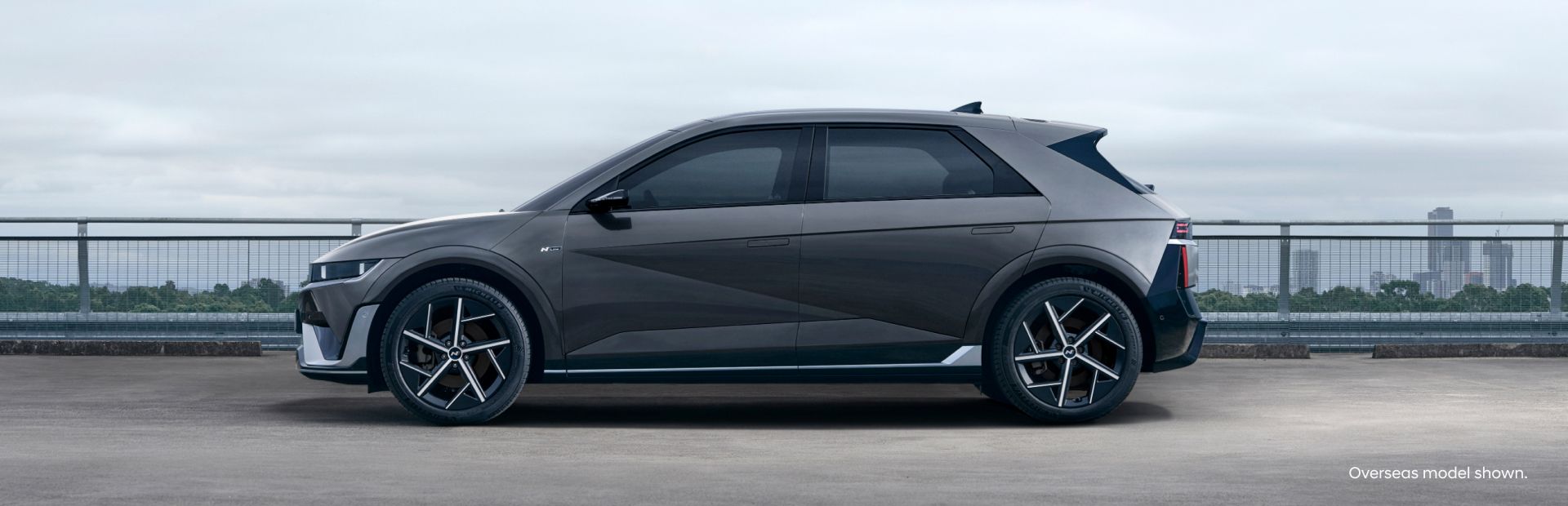 IONIQ5-NLine_Exterior_Desktop_Hero_Image_1920x620.jpg