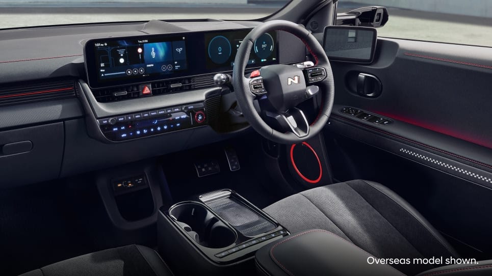 IONIQ5-Nline_Int_Hotspot_Red_Highlights_965x542_2.jpg