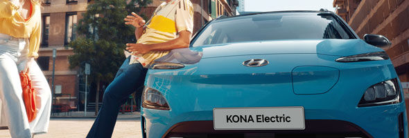 Hyundai_KonaEV_Exterior-masonry_concealed-charge-port_590x200.jpg