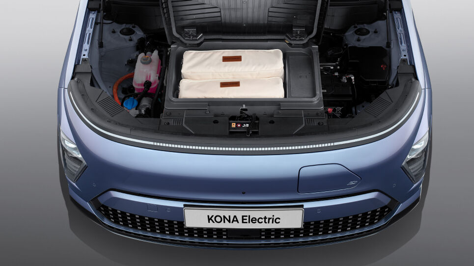 Ext_Hotspot_Front_cargo_compartment_965x542.jpg