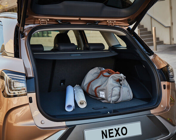 Hyundai_Nexo_Interior_Cargo_Space_590x470.jpg