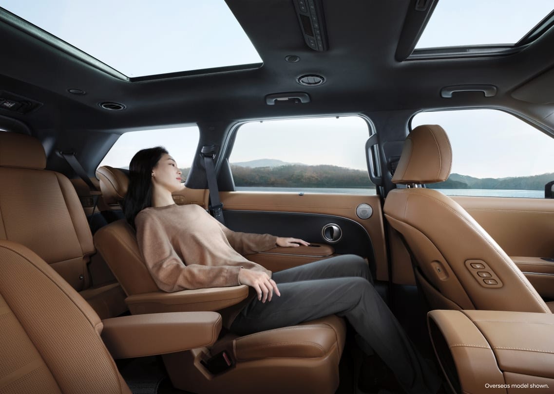 Available with 7 or 8 seats