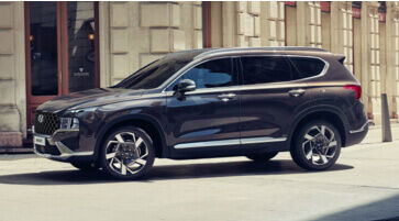 hyundai_santa-fe-my21_exterior_rear-privacy-glass_363x200.jpg