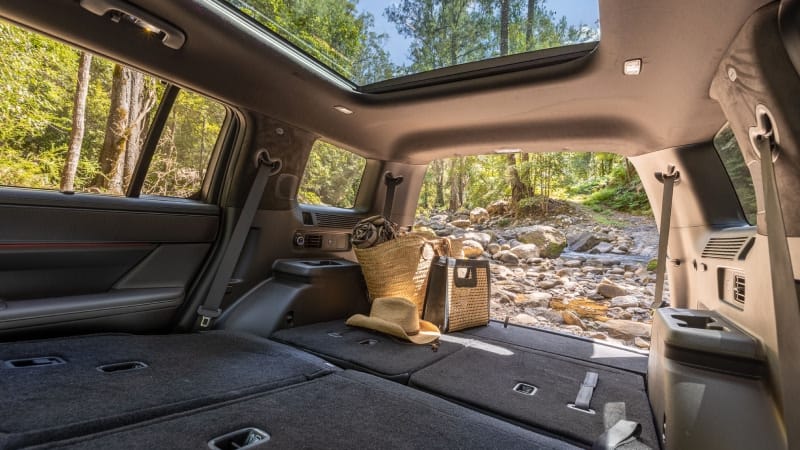 Hyundai_SANTA_FE_test1_masonry_popup_800x450_03.jpg