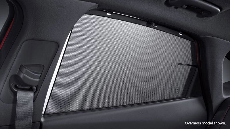 Hyundai_Sonata_N_Line_Interior_rear-window-sunshades-800x450.jpg