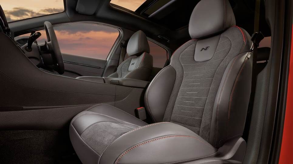 Int_Hotspot_5_Seating_965x542.jpg