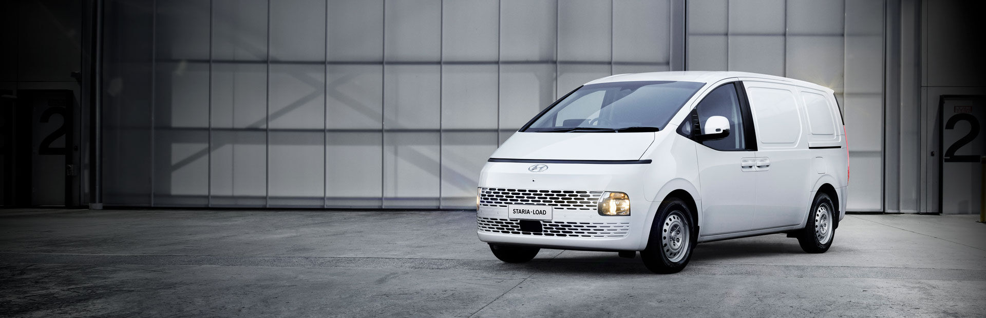 Hyundai_Staria-Load_PIP_Hero_Desktop_1920x620.jpg