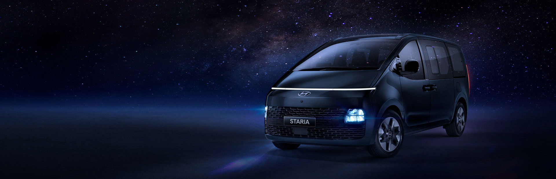 Hyundai_staria_PIP_Hero_Desktop_1920x6201.jpg