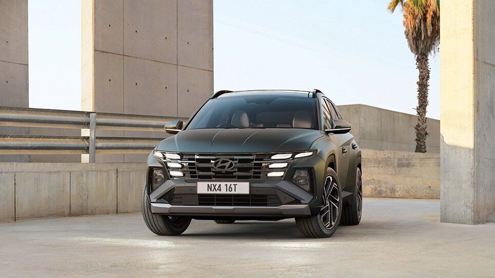 Hyundai_TUCSON_Petrol_Exterior_Hotspot_Desktop_965x542_1.jpg