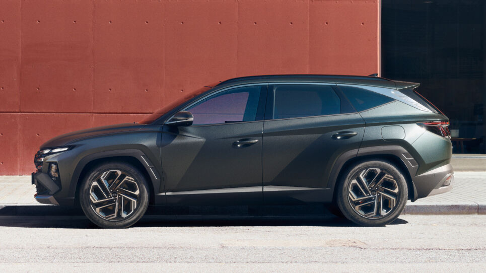 Hyundai_TUCSON_Petrol_Exterior_Hotspot_Desktop_965x542_4.jpg