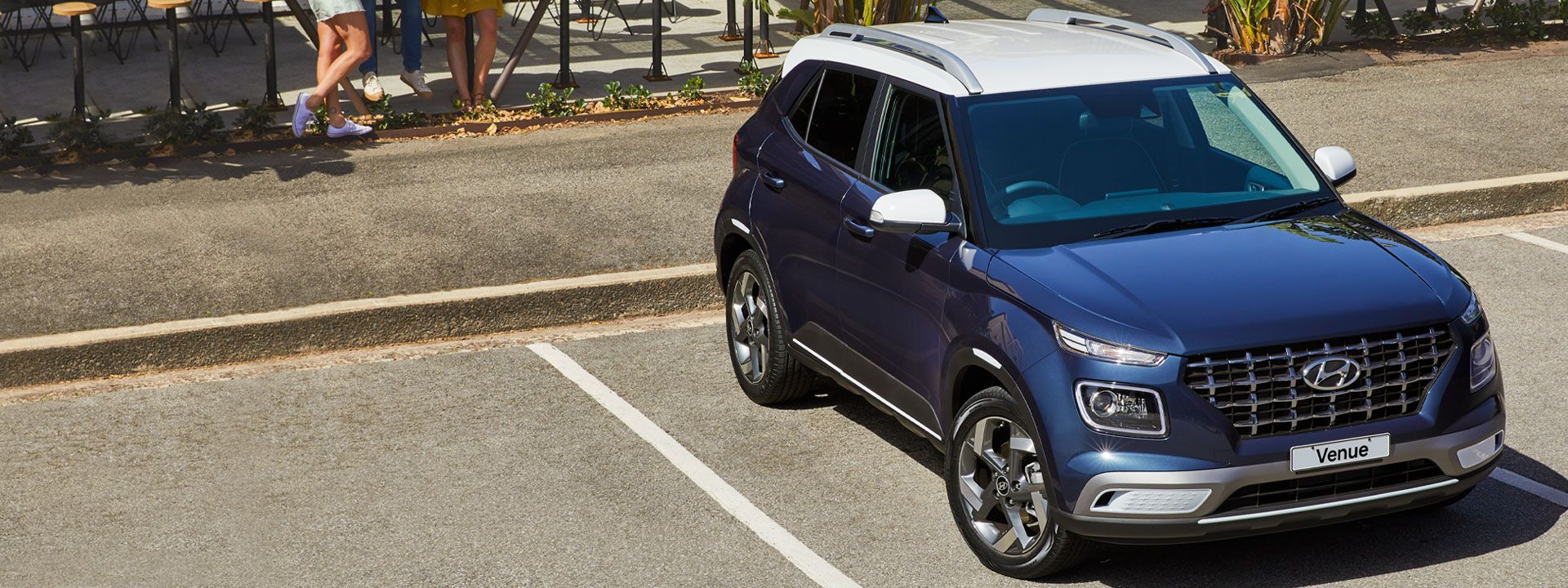 Hyundai_Venue_PIP_Hero_1920x720_4.jpg