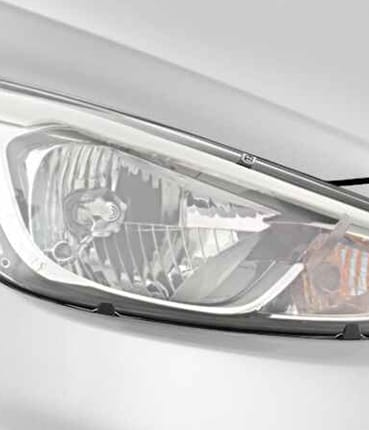 AccentMY18headlight-369x430.jpg