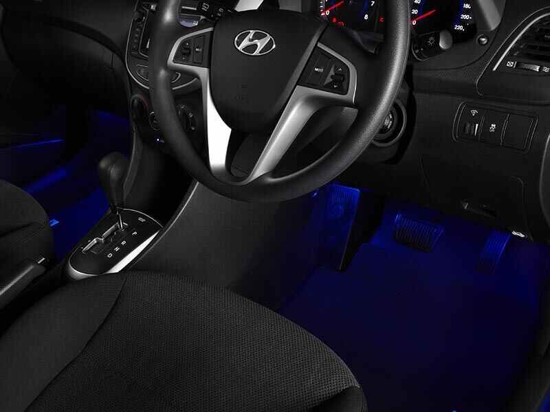 hyundai_accent_accessories_interior_lighting_800x600.jpg