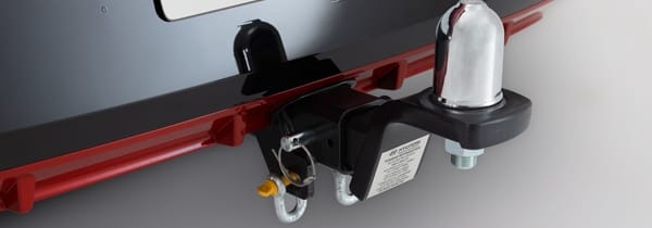 Hyundai_Elantra_Accessories_Towbar_600x210.jpg