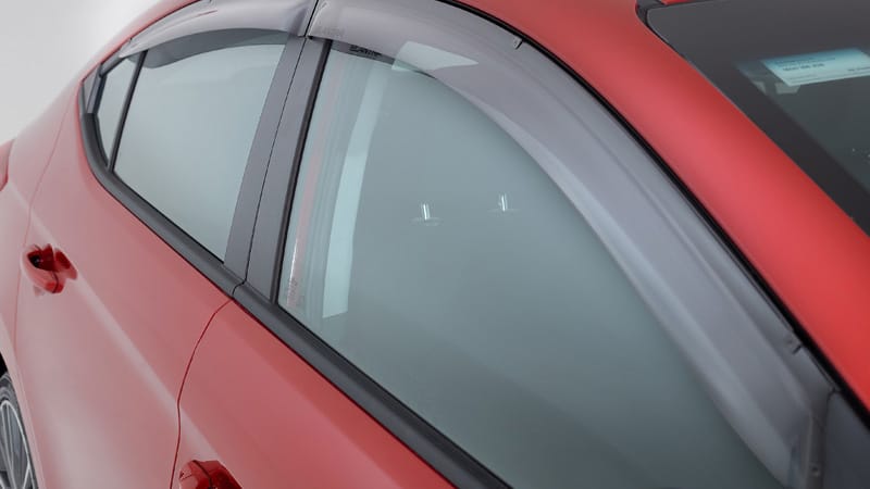 Elantra_accesories_Tinted_Visors_800x450.jpg