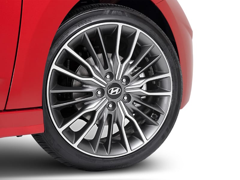 Elantra_accesories_Wheel_800x600.jpg