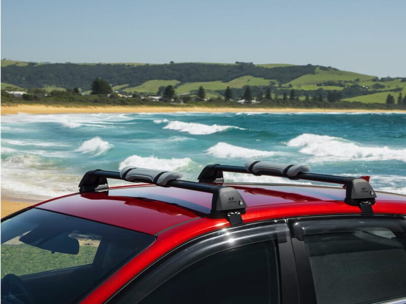 Hyundai_Accessories_Surfboard-carrier_01_800x600.jpg