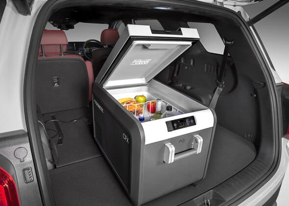 Hyundai_Accessories_Portable_Fridge_590x420.jpg